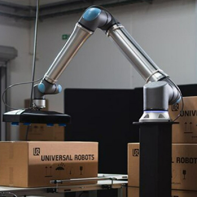 Καθολικό cobot ρομπότ UR 20 palletizer με την πένσα onrobot cobot για το υλικό που δίνει palletizing συσκευασίας