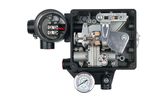 Positioner EP Tissin TS600R με την κινεζική βαλβίδα ελέγχου Chuan Yi και πίεση του Φίσερ 67CFR που μειώνει τη βαλβίδα