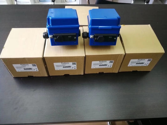 Positioner βαλβίδων Foxboro SRD991 με το ρυθμιστή φίλτρων του Φίσερ 67CFR και τη βαλβίδα ελέγχου ροής