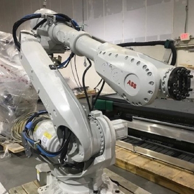 Βιομηχανικό Ρομπότ ABB IRB 6700-150/3.2 Ως 6 άξονες Ρομπότ Άρμα με Dressing Packs για Pick and Place Machine