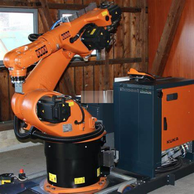 KUKA KR 360 R2830 F με CNGBS Finger Gripper και Robot Dress Pack για την επιλογή και τοποθέτηση ως εξοπλισμός χειρισμού υλικών