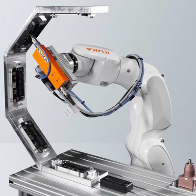KUKA Cobot KR 4 R600 Για χειρισμό με Onrobot Gripper ως pick and place machine