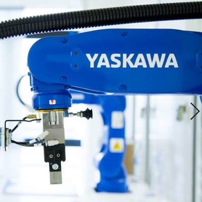 6 άξονες Pick And Place Ρομποτικό βραχίονα Yaskawa GP8 με CNGBS Robot Gripper για το ρομπότ χειρισμού υλικών