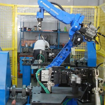 Yaskawa GP225 χειρισμός ρομποτικό χέρι 6 άξονες με CNGBS ρομπότ καθοδήγηση σιδηρόδρομο για το ρομπότ επιλογή προϊόντος