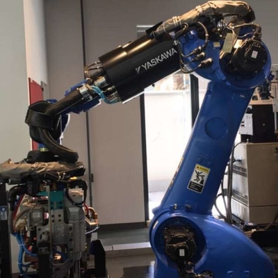 Yaskawa GP225 χειρισμός ρομποτικό χέρι 6 άξονες με CNGBS ρομπότ καθοδήγηση σιδηρόδρομο για το ρομπότ επιλογή προϊόντος
