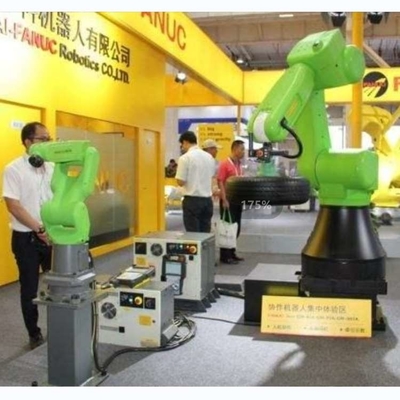 6 άξονες Ρομποτικό βραχίονα Fanuc CR-15iA με CNGBS Robot Gripper για χειρισμό Cnc ως συνεργατικό ρομπότ