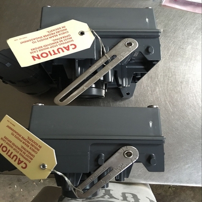 Κίνα βαλβίδα ελέγχου με Fisher 3582/3582I βαλβίδα positioner Burkert 6213 6281 τύπου σόλενοειδής βαλβίδα