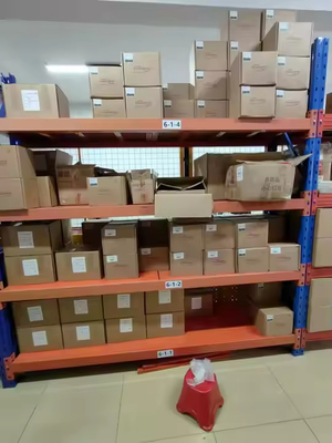 Νέος αρχικός ελεγκτής ροής Flowserve Logix 3200MD Ψηφιακός ελεγκτής θέσης βαλβίδας