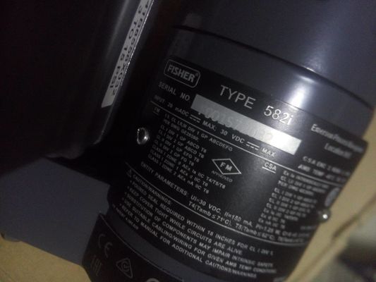 Fisher3582 πνευματικό Positioner βαλβίδων με τις συνελεύσεις βαλβίδων ελέγχου γλιστρώ-μίσχων
