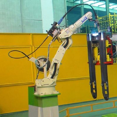Γρηγορότερα και ρομποτικό ρομπότ συγκόλλησης Slimer fd-V8L με το ωφέλιμο φορτίο 8KG ως άλλο εξοπλισμό συγκόλλησης για τη συγκόλληση