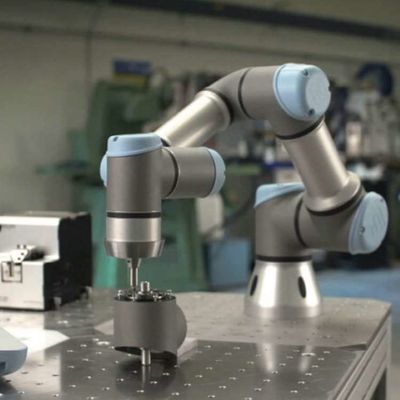 Αυτόματος ρομποτικός βραχίονας 6 επιλογή φόρτωσης και εκφόρτωσης άξονα UR5e και ρομπότ θέσεων