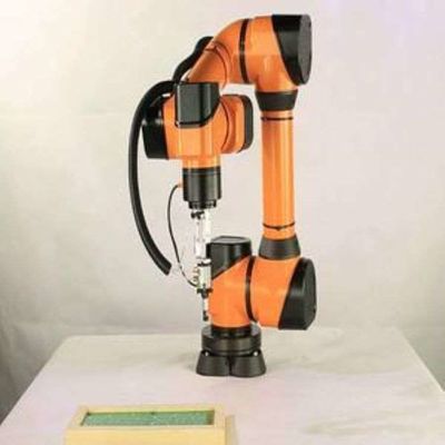 Διαλέξτε και τοποθετήστε ρομπότ AUBO I10 Cobot Ρομποτικό βραχίονα 6 άξονας για χειρισμό ως συνεργατικό ρομπότ