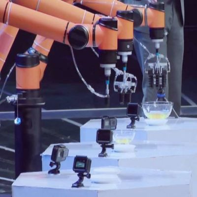 Άξονας Cobot AUBO I16 6 για τη φόρτωση και την εκφόρτωση ως συνεργάσιμο ρομπότ