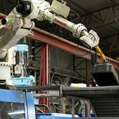 Ωφέλιμο φορτίο 300kg ρομπότ συγκόλλησης σημείων BX300L για τη συγκόλληση ως μηχανή συγκόλλησης σημείων