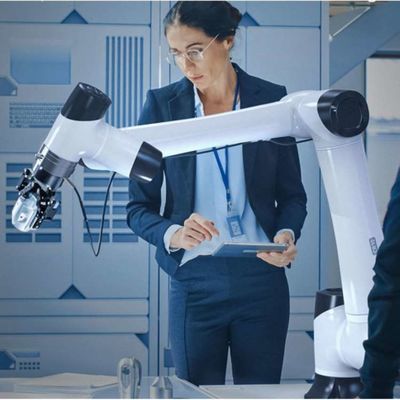 Ρομποτικό βραχίονα 6 άξονας CR5 Cobot Robot 5kg ωφέλιμο φορτίο για αυτοματοποιημένη φόρτωση και εκφόρτωση ως cobot