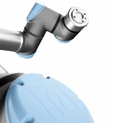 Βραχίονας Cobot UR10e ρομπότ συγκόλλησης με τον καθολικό ρομποτικό βραχίονα φανών συγκόλλησης για τη μηχανή συγκόλλησης 6 άξονα