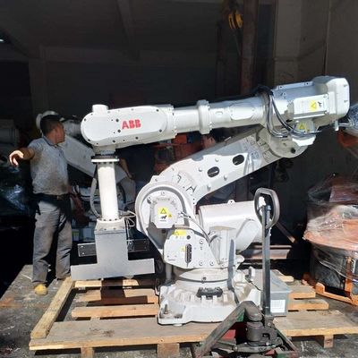 6 ρομποτικός βραχίονας ABB IRB2600 άξονα του βιομηχανικού ρομπότ για Palletizing συσκευασίας το ρομπότ και τη μηχανή συσκευασίας